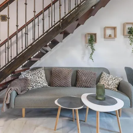 Atico Castillo Apartment