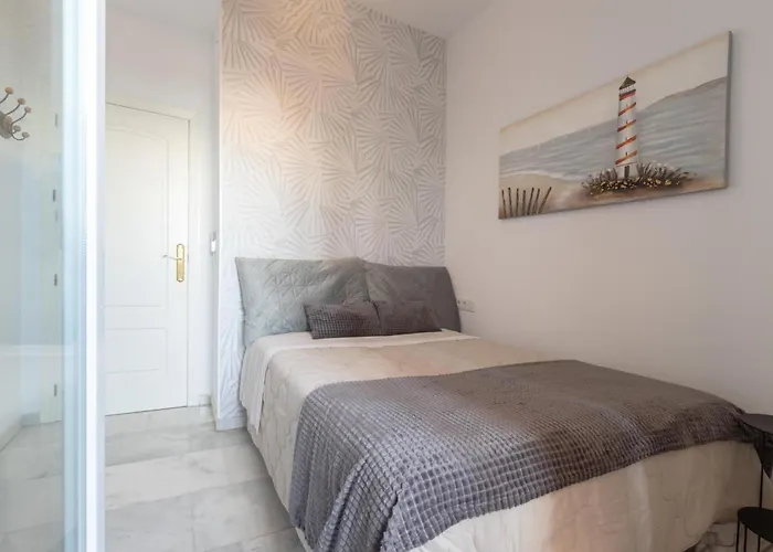 Atico Castillo Apartment