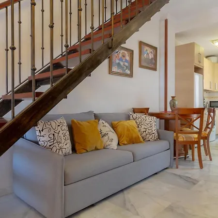 아파트 Atico Castillo *